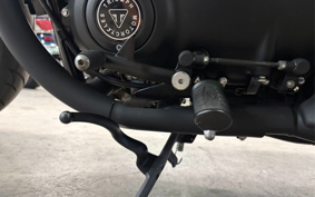TRIUMPH BONNEVILLE BO BAR 2021 DAD84H