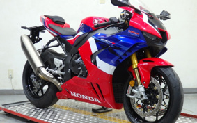 HONDA CBR1000RR-R FB SP 1990 SC82