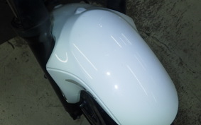 SUZUKI ｸﾞﾗﾃﾞｨｳｽ400 2010 VK58A