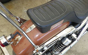HARLEY XL1200C 2005