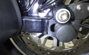 HARLEY XL1200V 2013