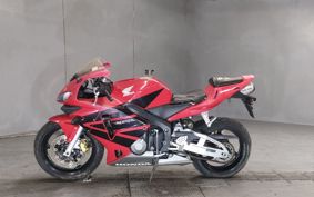HONDA CBR600RR PC37