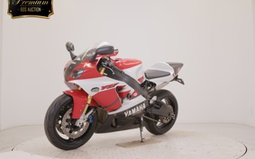 YAMAHA YZF-R7 2001