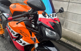 HONDA CBR1000RR 2006 SC57