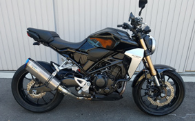 HONDA CB250R MC52