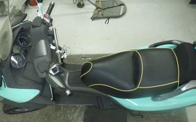 PIAGGIO MP3 250