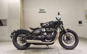 TRIUMPH BONNEVILLE BOBBER 2020