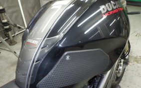 DUCATI MONSTER 1100 EVO 2011