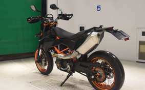 KTM 690 SMC R 2015