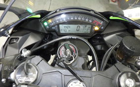 KAWASAKI ZX 10 NINJA R SE ZXT02E