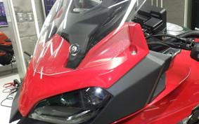 BMW F900XR 2025