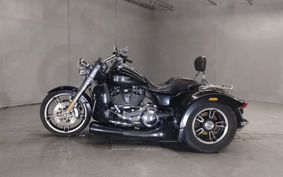 HARLEY  HARLEY FLRT1750 TRIKE  2017 MCC