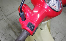 HONDA C110 SUPER CUB 2000 JA44