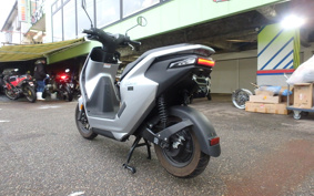 HONDA EM1 e: EF16