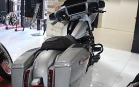 HARLEY  HARLEY FLHXSE CVO 2024 PX6