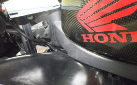 HONDA NSF100 1998 HR01