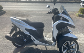 YAMAHA TRICITY 125 SE82J