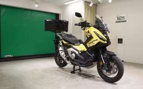 HONDA X-ADV 750 2025 RH21