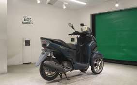 YAMAHA TRICITY 125 SE82J
