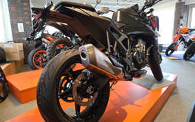 KTM 990 DUKE TV940