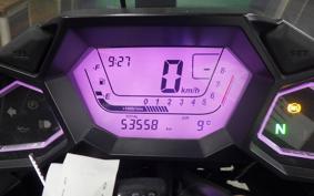 HONDA NM4 VULTUS -02 2015