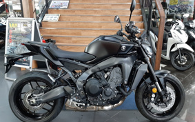 YAMAHA MT-09 Y-AMT 2025 RN88J