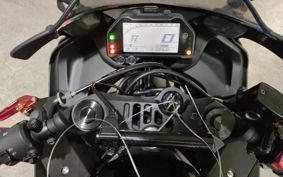 YAMAHA YZF R-3 2020 RH13J