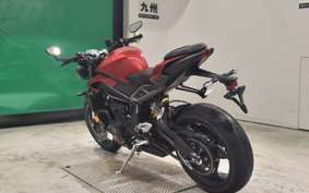 TRIUMPH STREET TRIPLE RS 2025