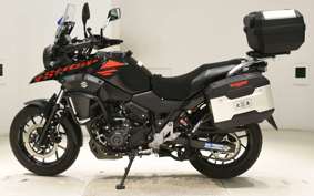 SUZUKI Vｽﾄﾛｰﾑ250A