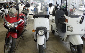 HONDA ﾍﾞﾝﾘｨ50-2 AA05