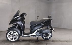 YAMAHA TRICITY 125 SE82J