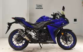 YAMAHA YZF-R25
