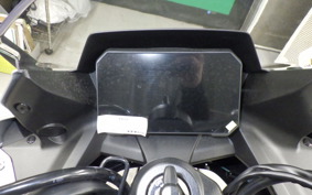 SUZUKI GSX-8R 2013 EM1AA