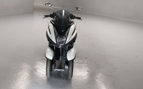 YAMAHA TRICITY 125 SE82J