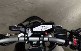 YAMAHA MT-09 RN34J
