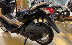 YAMAHA N-MAX SE86J