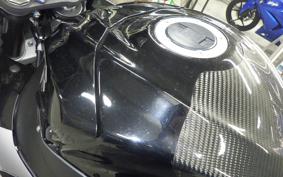 SUZUKI GSX-R1000 2015