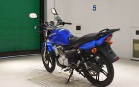 SUZUKI EN125 3F