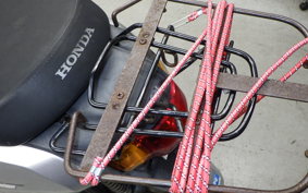 HONDA TACT-4ﾍﾞｰｼｯｸ AF79