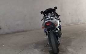 SUZUKI GSX-R750 BD121