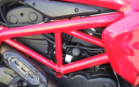 DUCATI HYPERMOTARD 820 2013