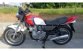YAMAHA XJ550 4V8
