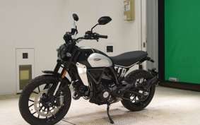 DUCATI SCRAMBLER ICON 2023