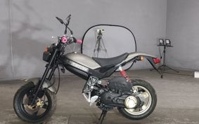 SUZUKI STREET MAGIC CA1LA