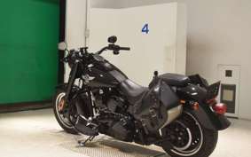 HARLEY FLSTFBS1800 2015