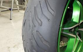 KAWASAKI NINJA H2 SX SE 2018 ZXT02A
