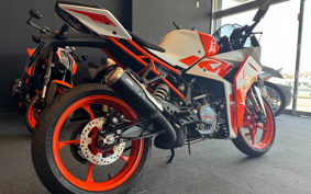 KTM 125 RC JYA40