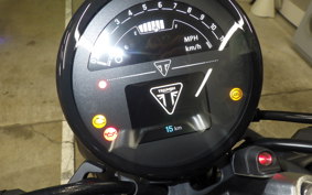 TRIUMPH TRIDENT 660 2025