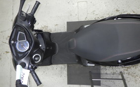 YAMAHA CYGNUS 125 XSR 2