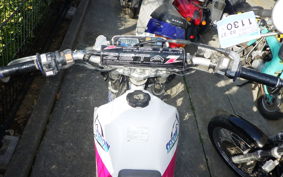 YAMAHA SEROW 225 W 2019 4JG